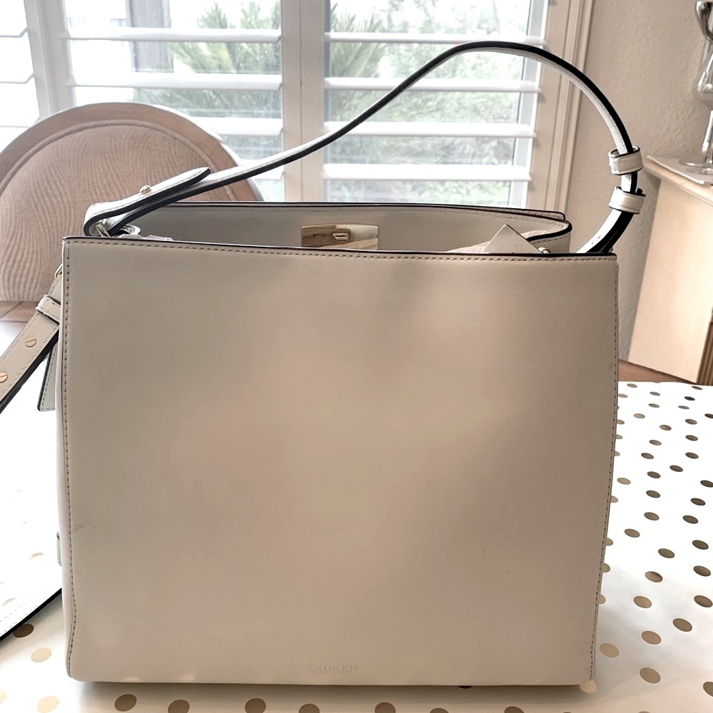 Large Ralph Lauren hand or shoulder bag in off white leather.